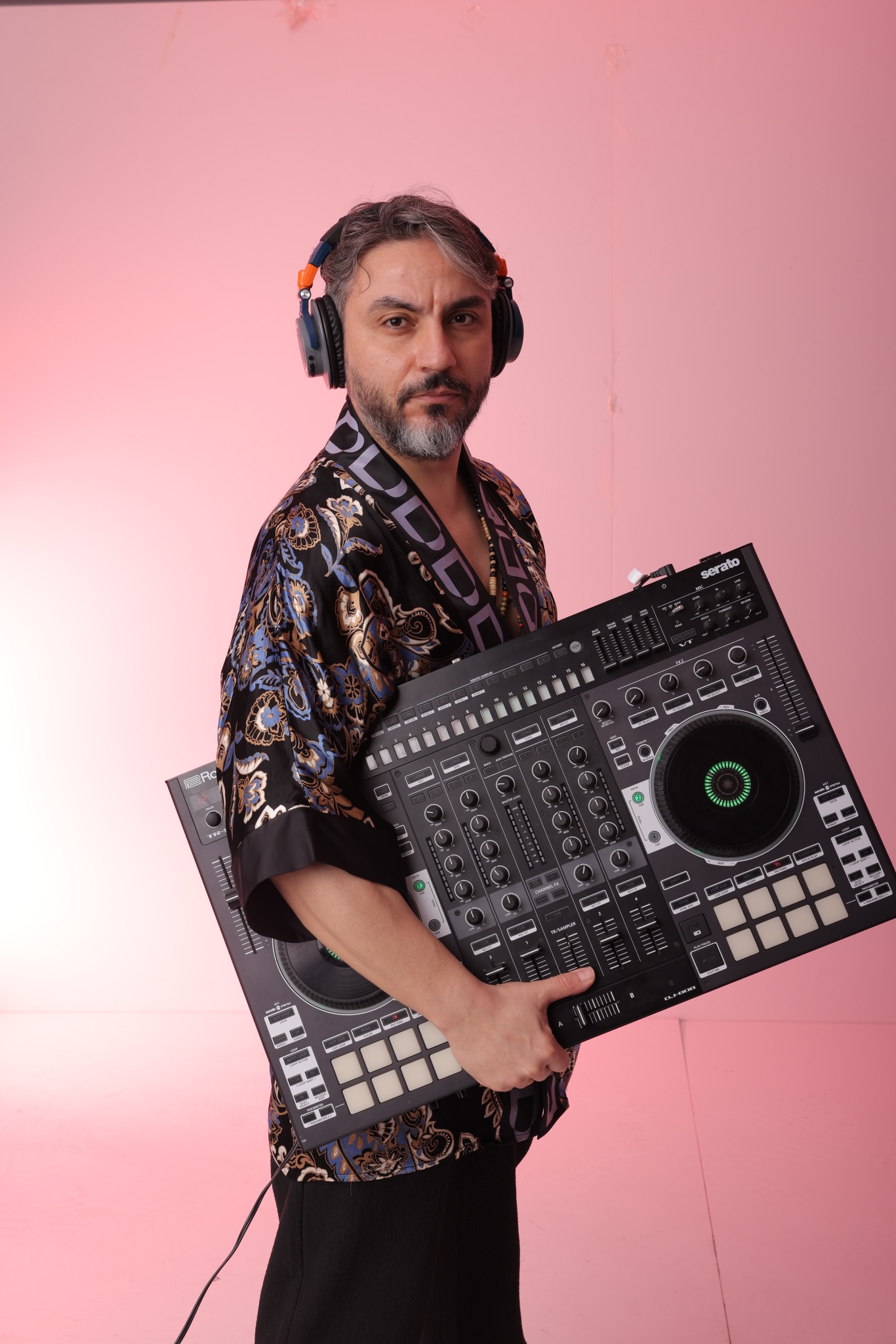 Gerçek Dorman — DJ portresi